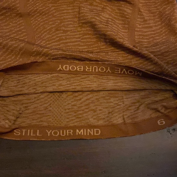 NWT lululemon Swiftly Tech Racerback Tank Top 2.0 - Picture 6 of 9